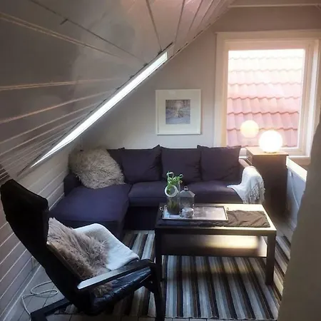 A Cozy Traditional House In Bergen, With A View ברגן